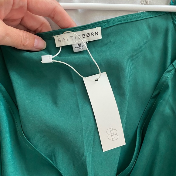 Women’s Baltic Born dress - Picture 3 of 5